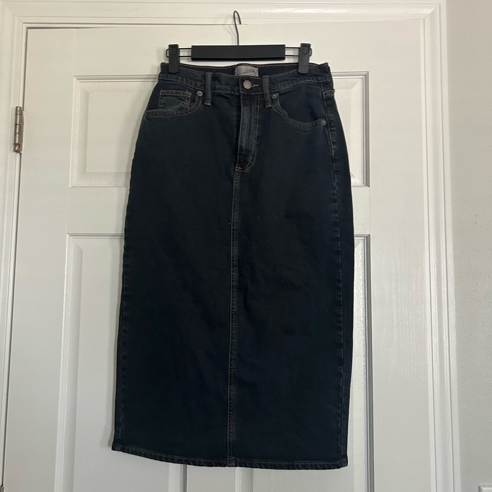 Universal Thread Dark Blue Denim Skirt